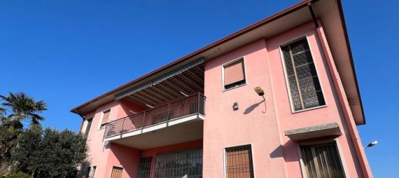 20 rooms House in Cremona, Italy No. 11996 22