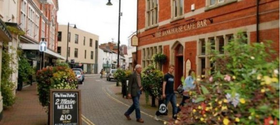 180m² Shop in Stafford, United Kingdom No. 453 4