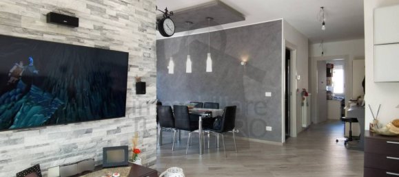 2 bedrooms Apartment in Verucchio, Italy No. 15718 3