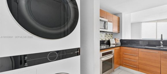 2 dormitorios propiedad comercial en alquiler en Miami, Miami-Dade, Florida, USA № 614959 10