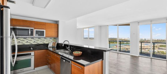 2 dormitorios propiedad comercial en alquiler en Miami, Miami-Dade, Florida, USA № 614959 20