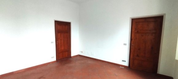 4غرفة شقة في Lucca, Italy رقم 78932 7