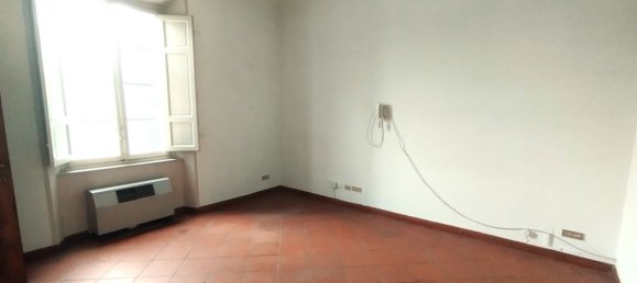 4غرفة شقة في Lucca, Italy رقم 78932 6