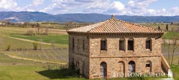 3 bedrooms House in Montepulciano, Italy No. 270935 33