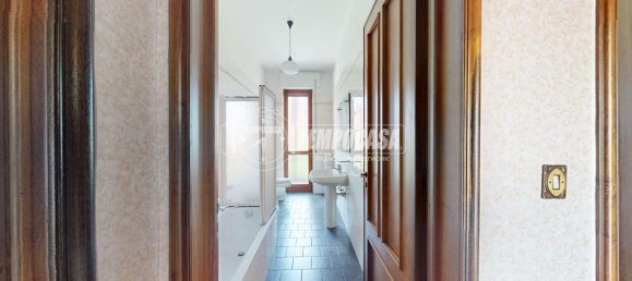 2 bedrooms Apartment in Alba, Italy No. 361488 16