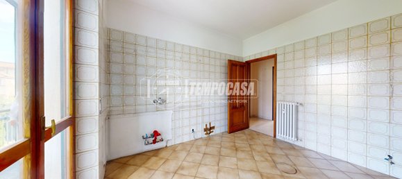 2 bedrooms Apartment in Alba, Italy No. 361488 14