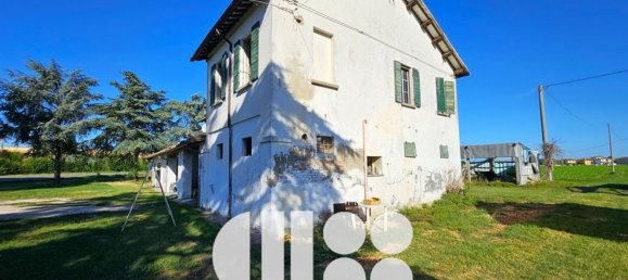 9 rooms House in Cesena, Italy No. 82060 12
