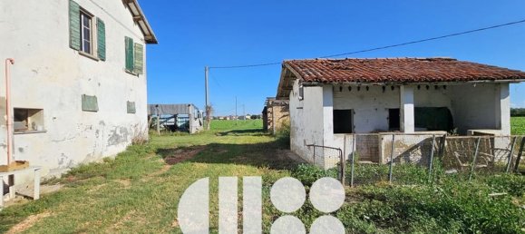 9 rooms House in Cesena, Italy No. 82060 11