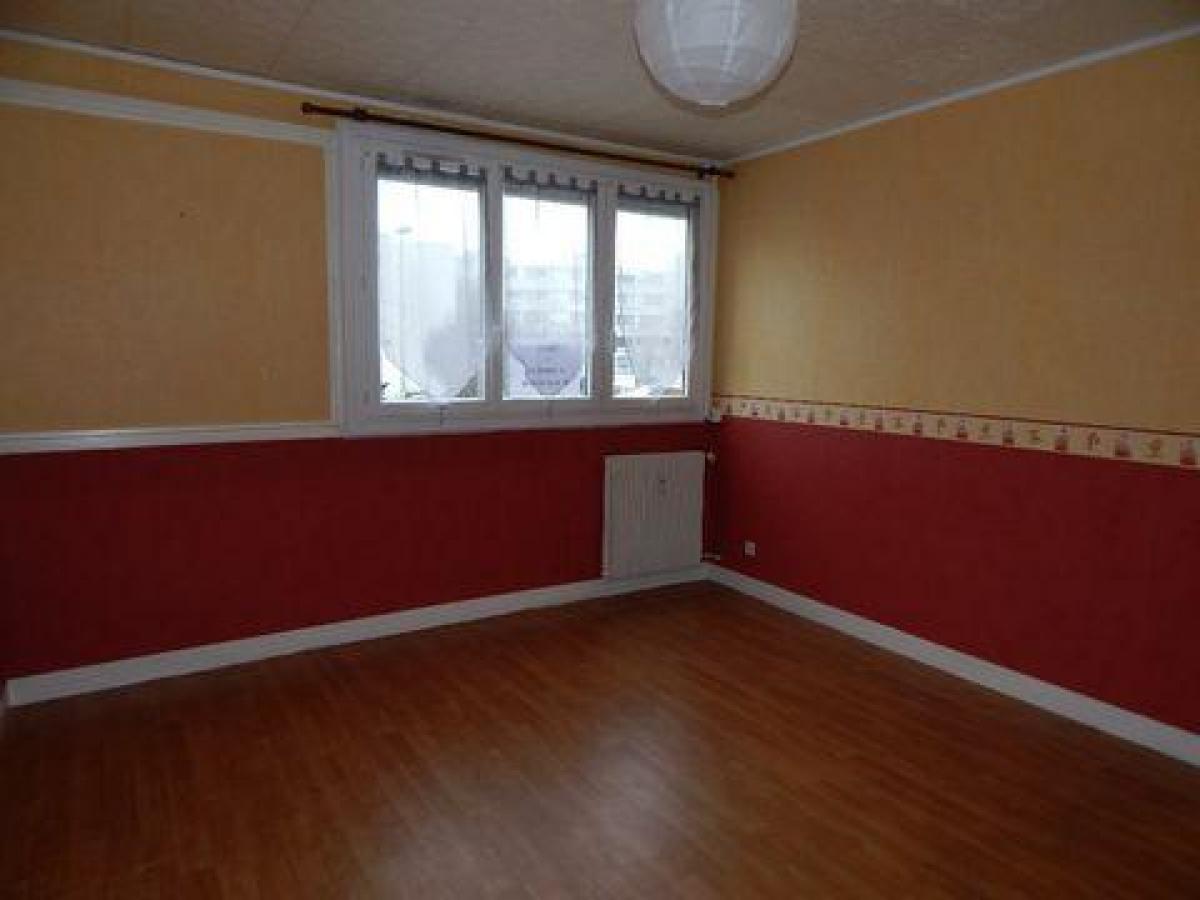 Studio in the Condo in Saran, France No. 5998