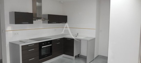 Gewerbliche Immobilie in Saint-Laurent-sur-Saone, France 356m², Nr. 185894 9