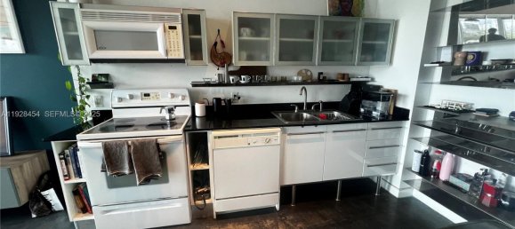 1 Schlafzimmer Gewerbliche Immobilien in Miami, USA, Nr. 614723 11