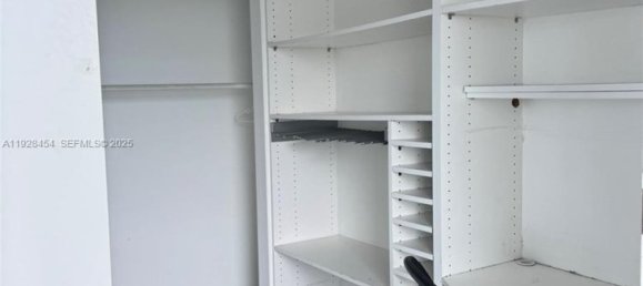 1 Schlafzimmer Gewerbliche Immobilien in Miami, USA, Nr. 614723 19