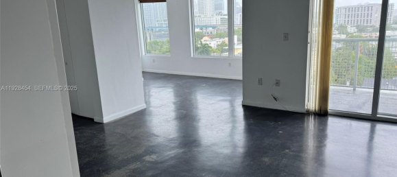 1 Schlafzimmer Gewerbliche Immobilien in Miami, USA, Nr. 614723 21
