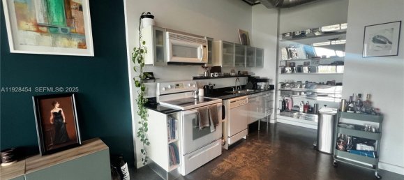 1 Schlafzimmer Gewerbliche Immobilien in Miami, USA, Nr. 614723 12