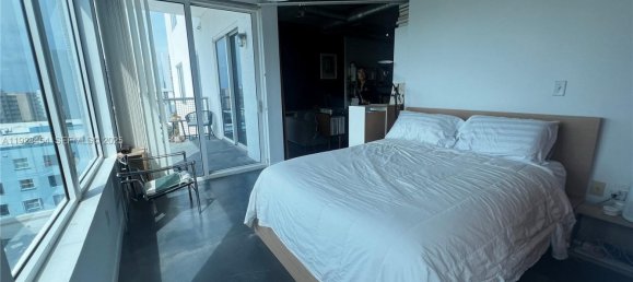 1 Schlafzimmer Gewerbliche Immobilien in Miami, USA, Nr. 614723 17