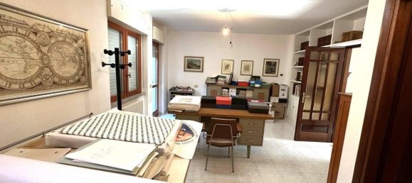 2 rooms Apartment in Nuoro, Italy No. 161476 6