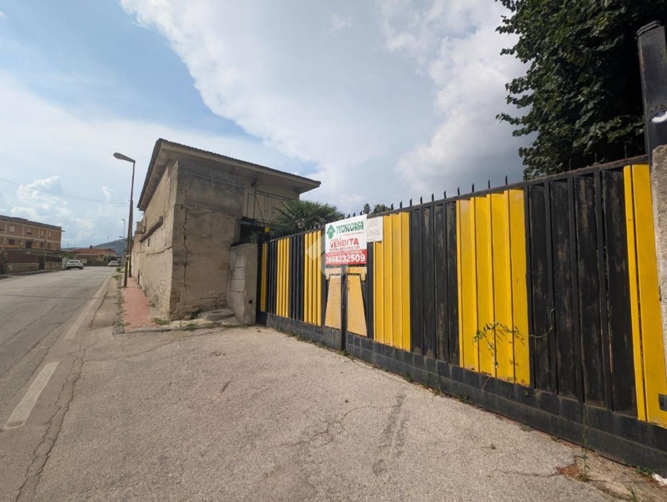 Склад 690м² в Сан Феличе а Канчелло, Италия № 335854