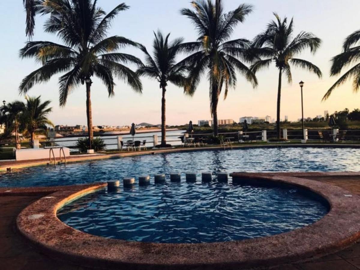 3 bedrooms House in Sinaloa, Mexico No. 155096