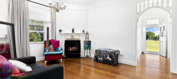 6 bedrooms House in Mungar, Australia No. 401 12