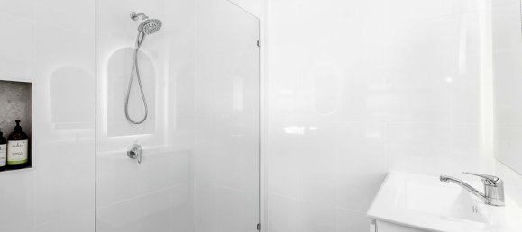 6 bedrooms House in Mungar, Australia No. 401 13