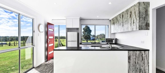 6 bedrooms House in Mungar, Australia No. 401 22