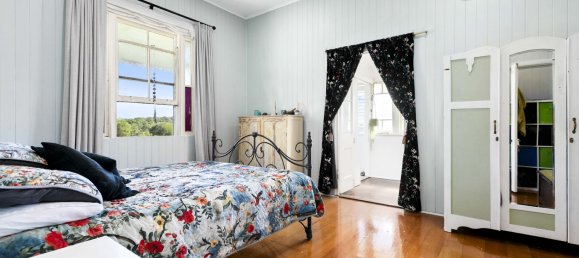 6 bedrooms House in Mungar, Australia No. 401 9