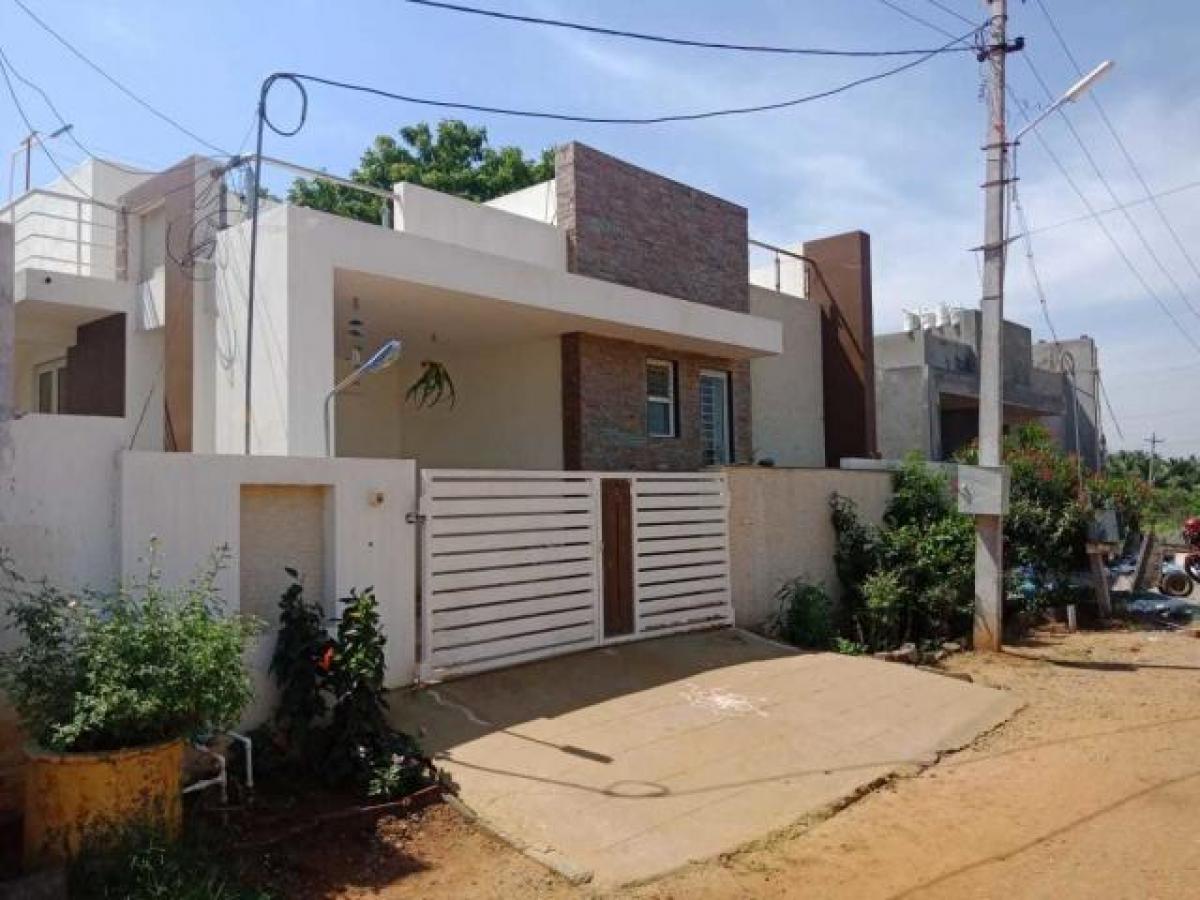 2 bedrooms House in Coimbatore, India No. 22901