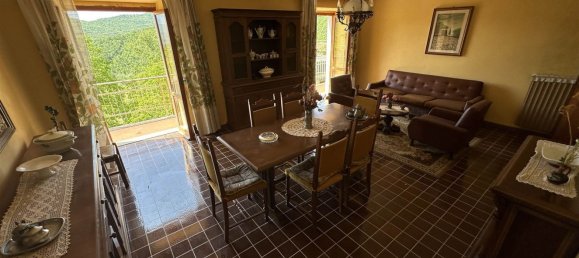 10 rooms House in Fivizzano, Italy No. 261557 15