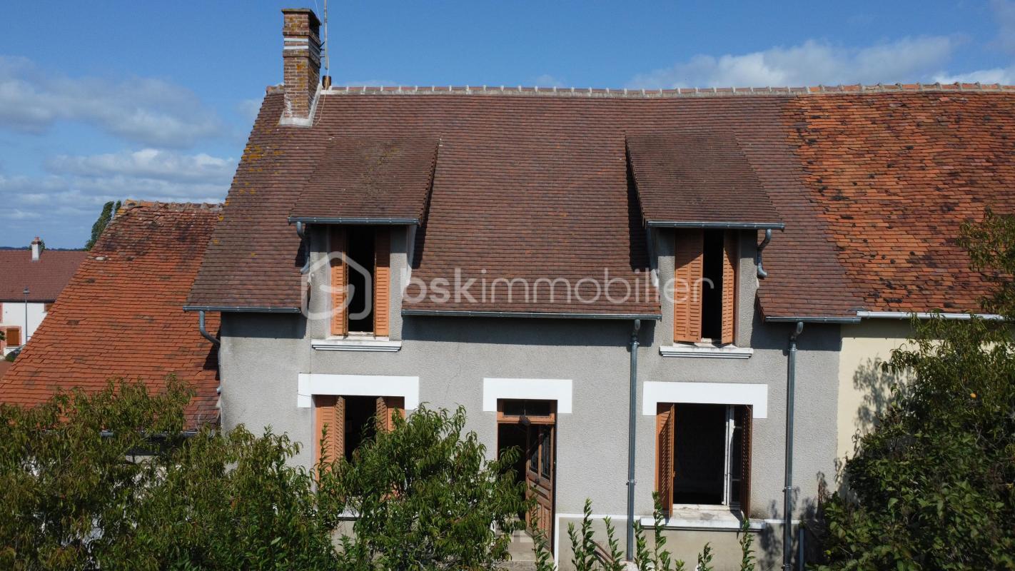 4 bedrooms Townhouse in Argenton-sur-Creuse, France No. 237881