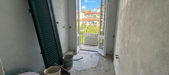 Dúplex de 4 dormitorios en Florence, Italy No. 335747 2