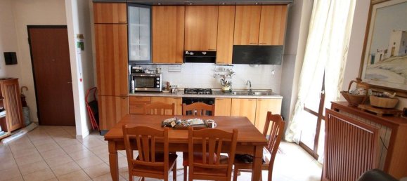 3 غرف نوم شقة في Limbiate, Italy رقم 378429 7