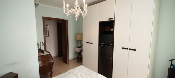 3 غرف نوم شقة في Limbiate, Italy رقم 378429 17