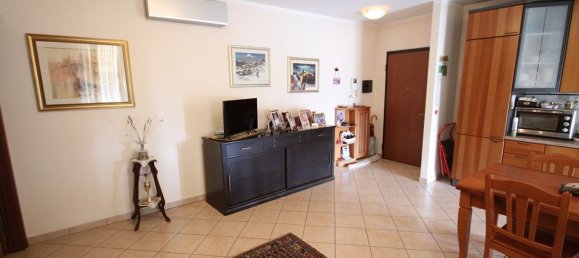 3 غرف نوم شقة في Limbiate, Italy رقم 378429 8