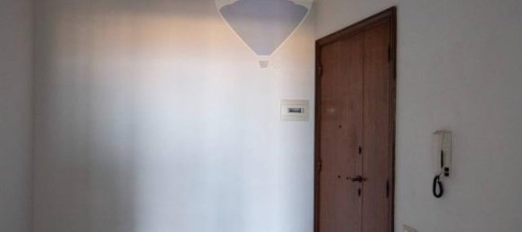 6غرفة شقة في Falconara Marittima, Italy رقم 3530 4