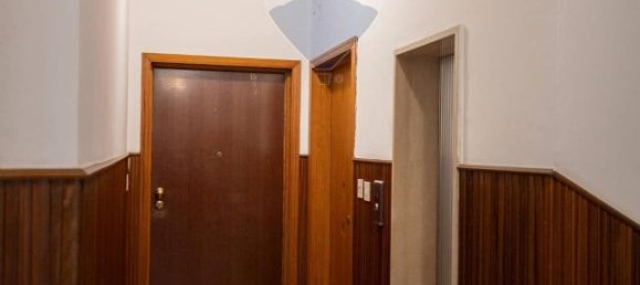 6غرفة شقة في Falconara Marittima, Italy رقم 3530 57