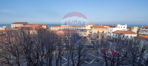 6غرفة شقة في Falconara Marittima, Italy رقم 3530 9