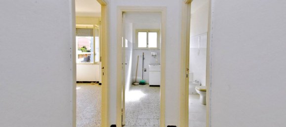3 rooms Apartment in Sassari, Italy No. 229465 6