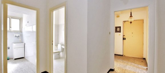 3 rooms Apartment in Sassari, Italy No. 229465 5