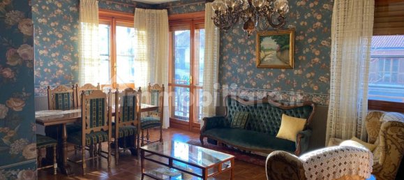 3 bedrooms Apartment in Rivoli, Italy No. 110861 3