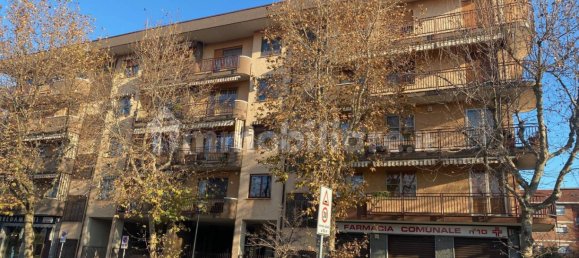3 bedrooms Apartment in Rivoli, Italy No. 110861 4