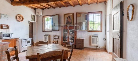 5 bedrooms House in Conselice, Italy No. 295560 13