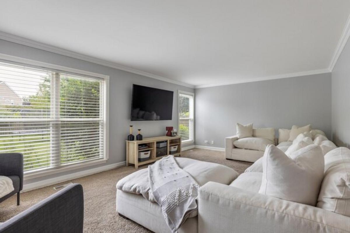 3 bedrooms House in Lake in the Hills, USA No. 427112