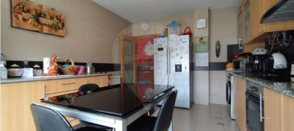 Квартира с 3 спальнями в Кабесейраш ди Башту, Португалия № 190074 13