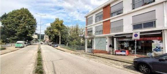 Квартира с 3 спальнями в Кабесейраш ди Башту, Португалия № 190074 4