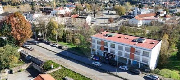 Квартира с 3 спальнями в Кабесейраш ди Башту, Португалия № 190074 6