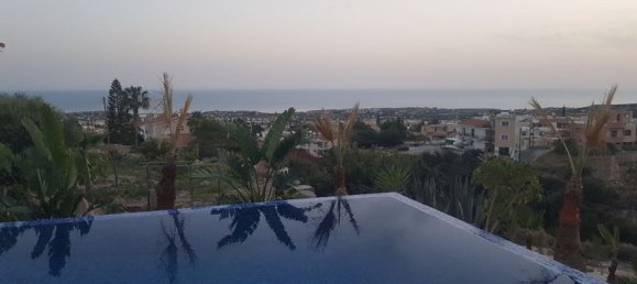 4 bedrooms Villa in Pegeia, Cyprus No. 9474 2