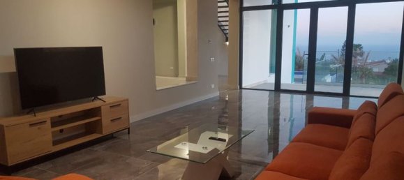 4 bedrooms Villa in Pegeia, Cyprus No. 9474 5