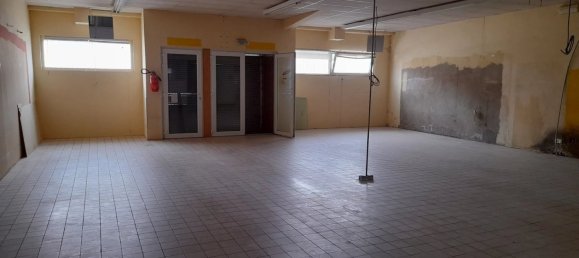 140m² Commercial property in Seuil-d'Argonne, France No. 86266 2