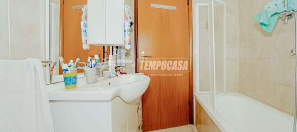 3-salle Appartement à Pavia, Italy No. 298118 11