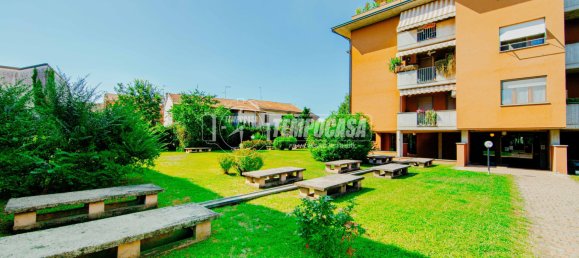 3-salle Appartement à Pavia, Italy No. 298118 16